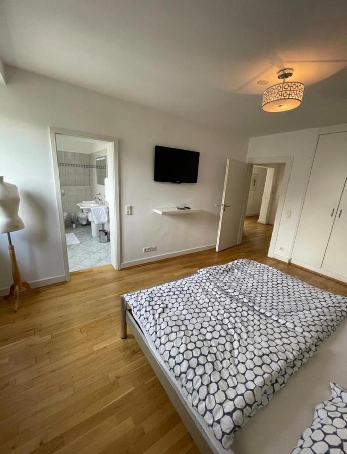 Luxury Rooftop Loft With River View 10Min To City Apartment Dusseldorf Exterior photo